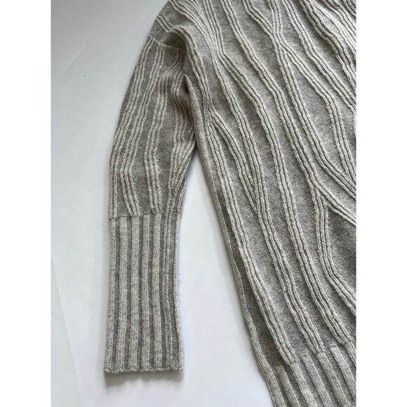 Vince Gray Wool Cashmere Blend Pullover Knit Sweater Women Size XS Quiet Luxury - Picture 14 of 15